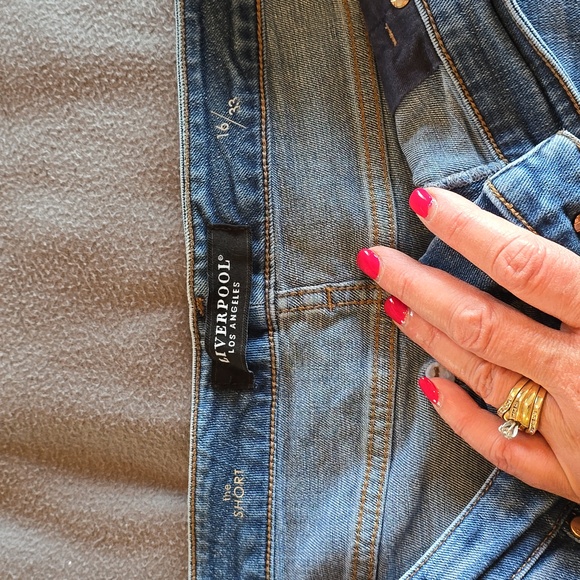 Size 16 Liverpool jean shorts - Picture 3 of 4